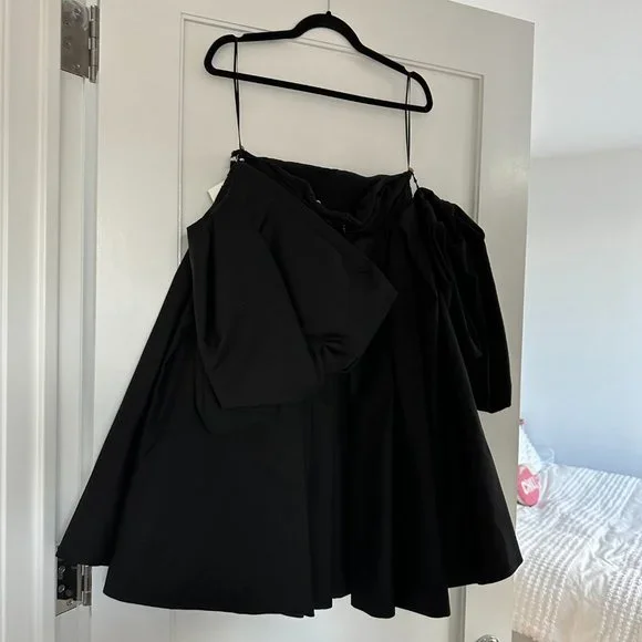 ❌SOLD❌NWT Khaite Katerina Off-shoulder Mini Dress Balloon Sleeves Sz 10 - Picture 12 of 12